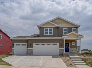 129 N Legacy Way, Sun Prairie, WI 53590