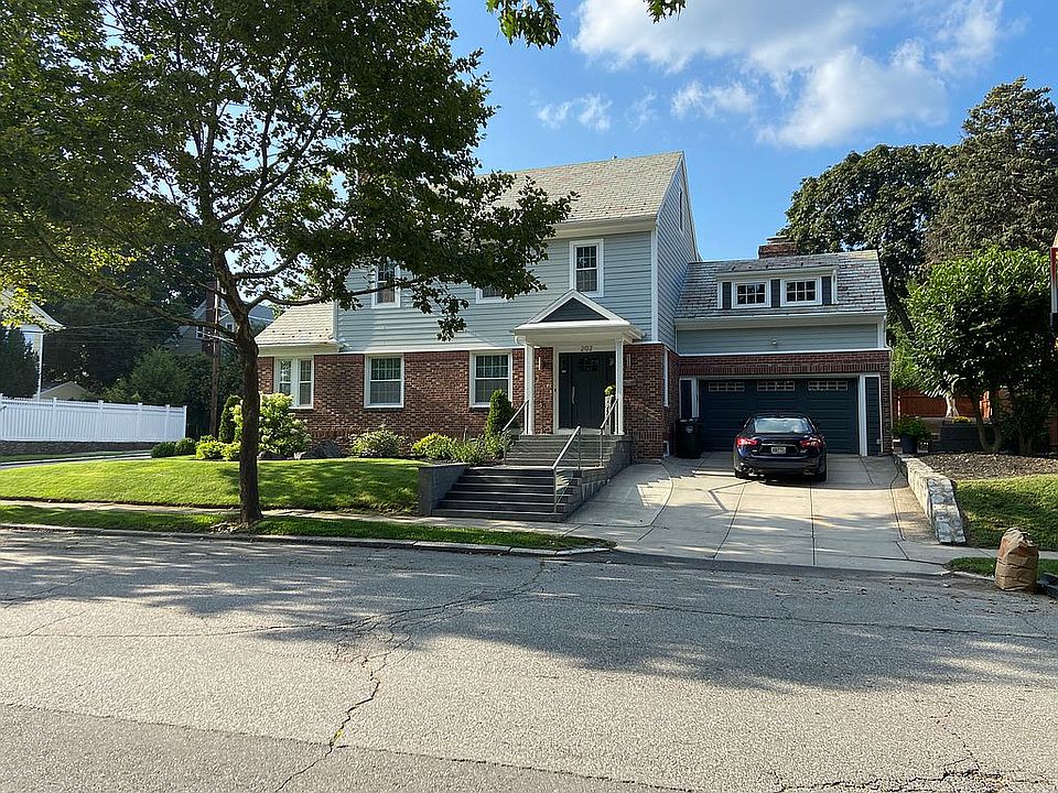 1st image of 202 President Ave