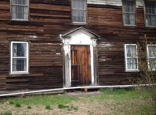 81 Pleasant St, Granby, MA 01033