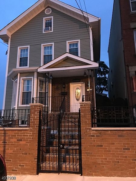 1st image of 49-51 Roseville Ave