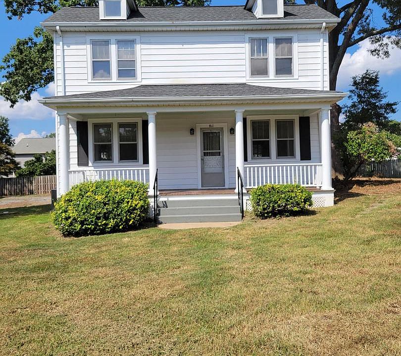 1st image of 811 Northside Dr