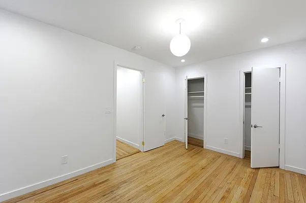 Rented by Aether Property Group | media 23