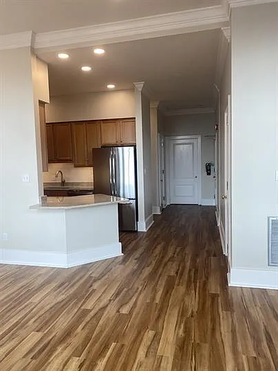 215-225 Decatur St — Photo 10