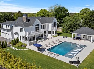 58 Country Club Dr, Southampton, NY 11968