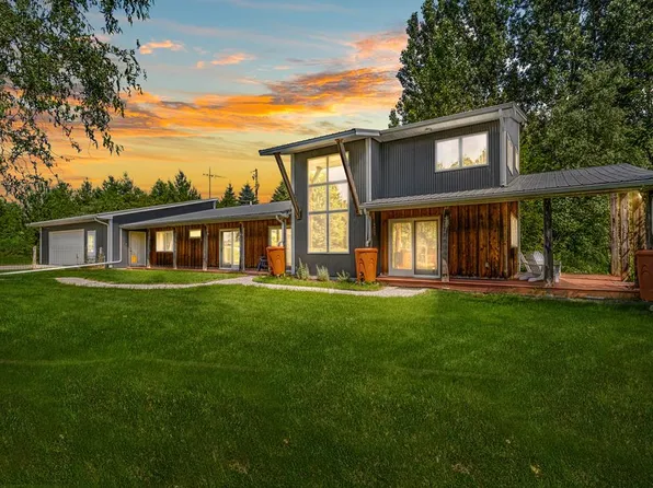 N5978 W Alaska Lake Rd, Algoma, WI 54201