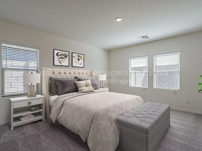 6511 W Magdalena Ln — Photo 15
