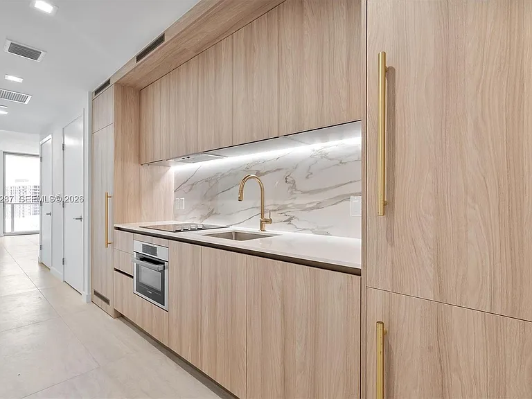 77 SE 5th St #3004 — Photo 3