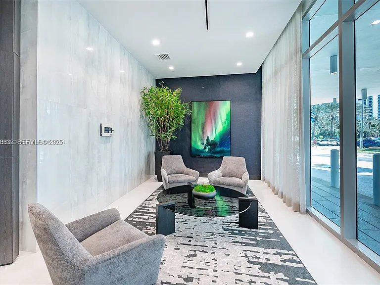 17550 Collins Ave #402 — Photo 10