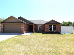 316 Gooseberry St, Lone Grove, OK 73443