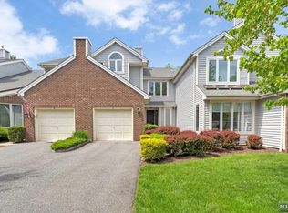 4 Jesse Ct, Montville, NJ 07045