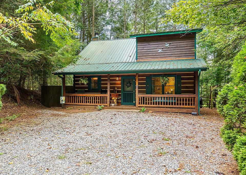 1st image of 488 Whispering Pine Ln