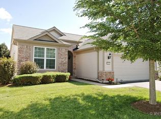 2829 Cascade Falls Cir, Elgin, IL 60124