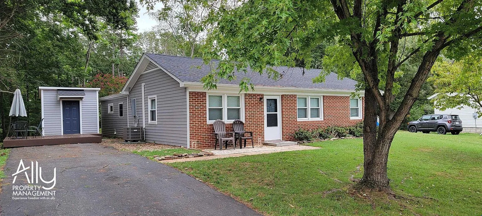 290 Windfield Circle - 1 — Photo 4