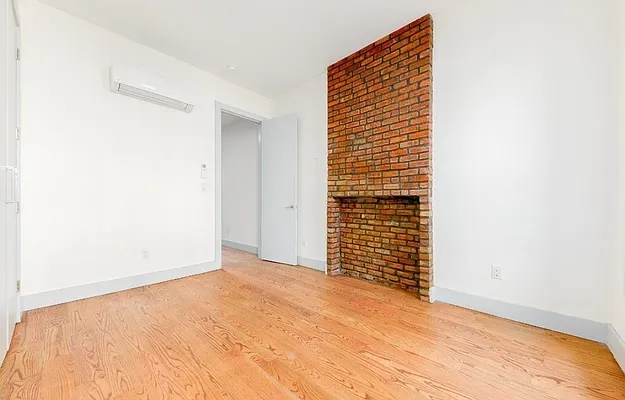 Rented by Cheskel Meisels, LREB | media 8