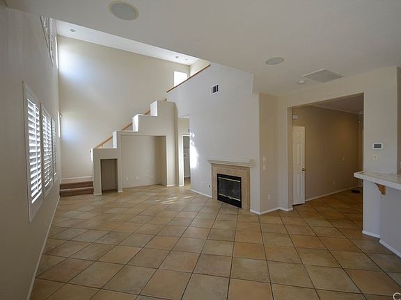 5th image of 22359 Summer Holly Ave