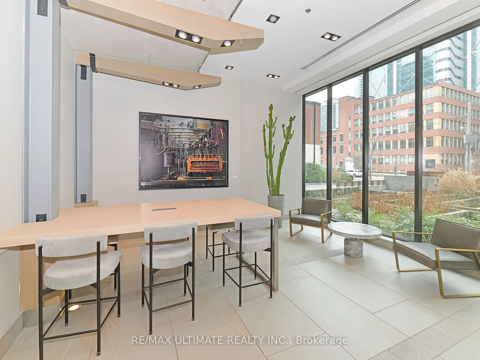 2 bed, $3,800 — Photo 2