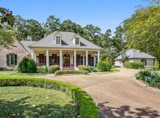 466 Greenwood Ln, Ridgeland, MS 39157