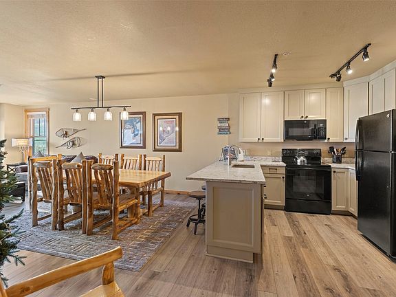 4th image of 100 Dercum Square UNIT 8399