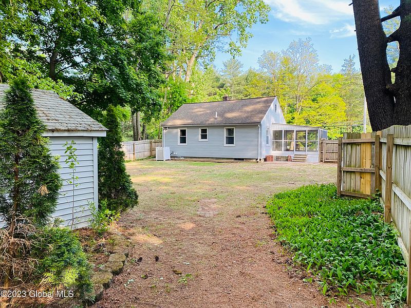 3rd image of 88 Willow Street