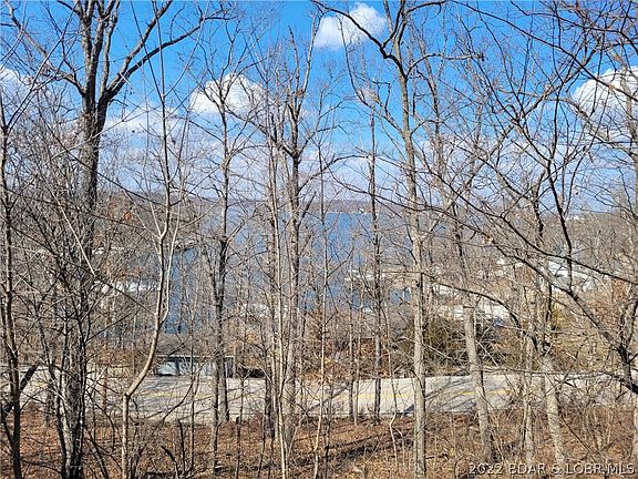 3rd image of Outer Dr