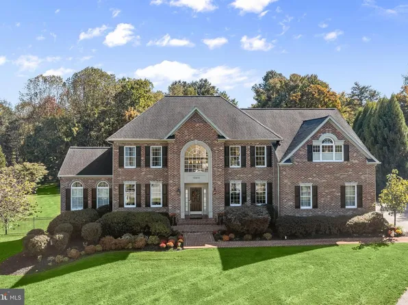 13418 Green Hill Ct, Highland, MD 20777