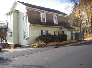 9 Edgeworth St, Worcester, MA 01605