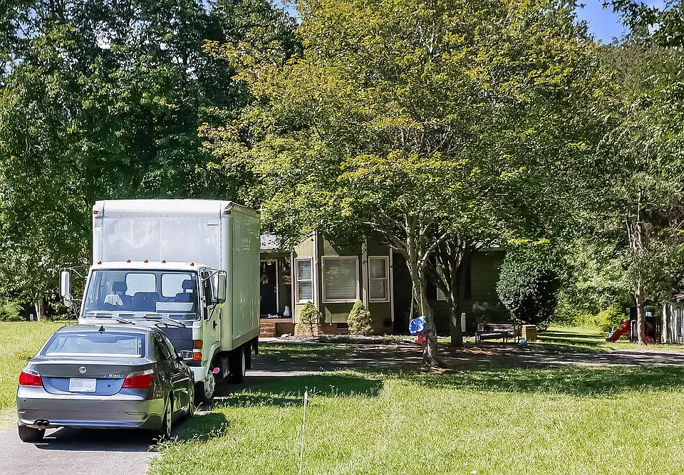 4904 Christopher Run Dr