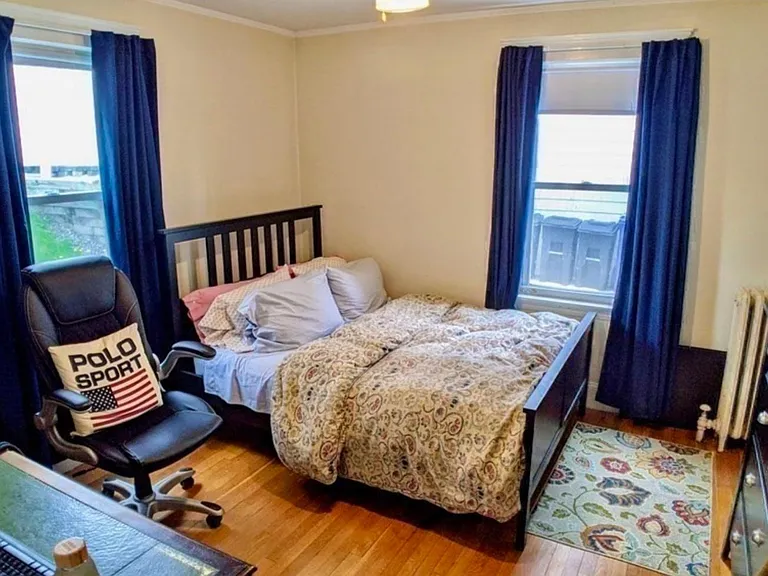 73 Riverview Rd — Photo 2