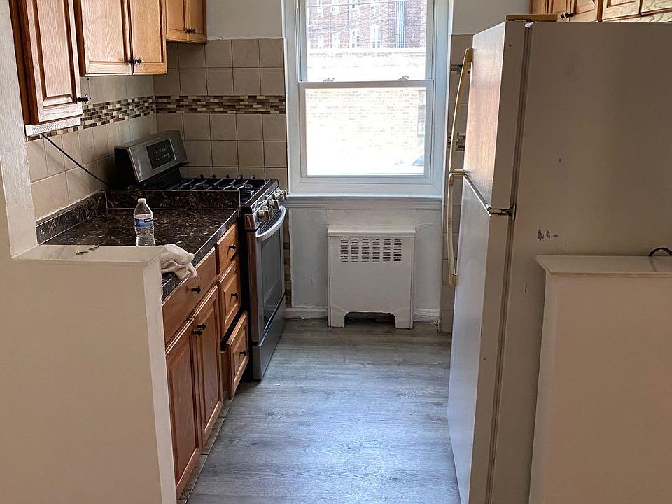 2nd image of 2128 Bogart Ave Floor 1