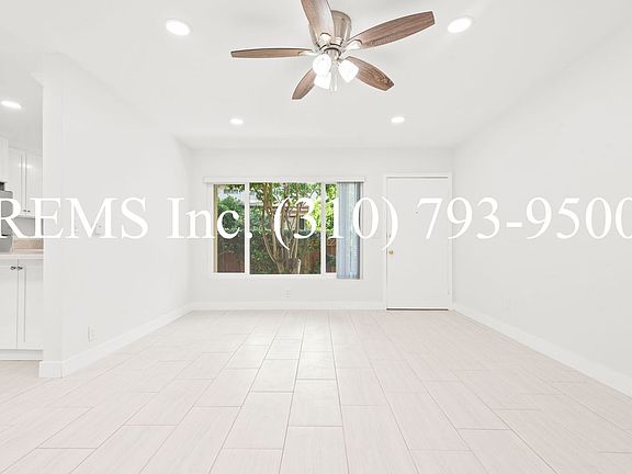 5th image of 3356 Mentone Ave #2