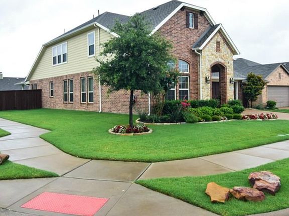 2nd image of 5004 Berkley Dr