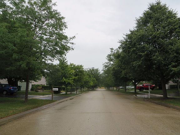 4th image of 4508 Northmont Dr