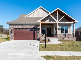 707 Vine Leaf Trl, New Albany, IN 47150