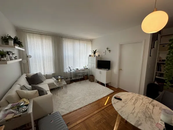 28-45 33rd Street image 1 of 8