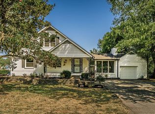 9726 3rd Street Rd, Louisville, KY 40272