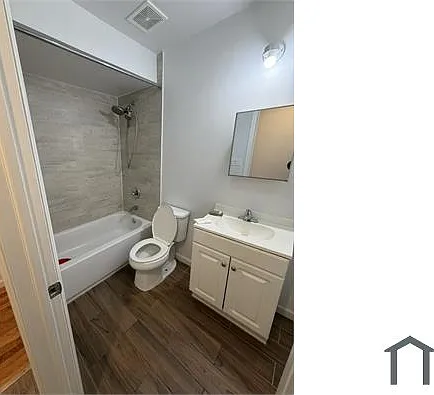 3 bed, 1062 sqft, $3,650 — Photo 4