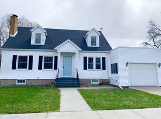 240 Elmberta St, Mauston, WI 53948