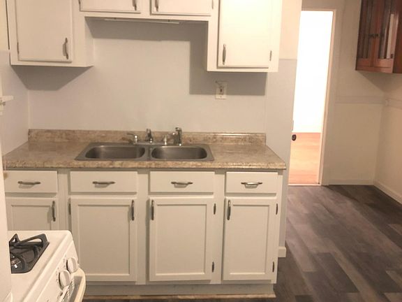 2nd image of 4604 Quincy St APT 2W