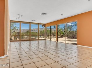 1635 E Kleindale Rd, Tucson, AZ 85719