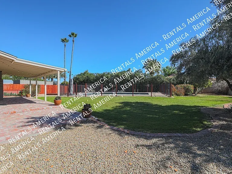 8613 E Clarendon Ave — Photo 33