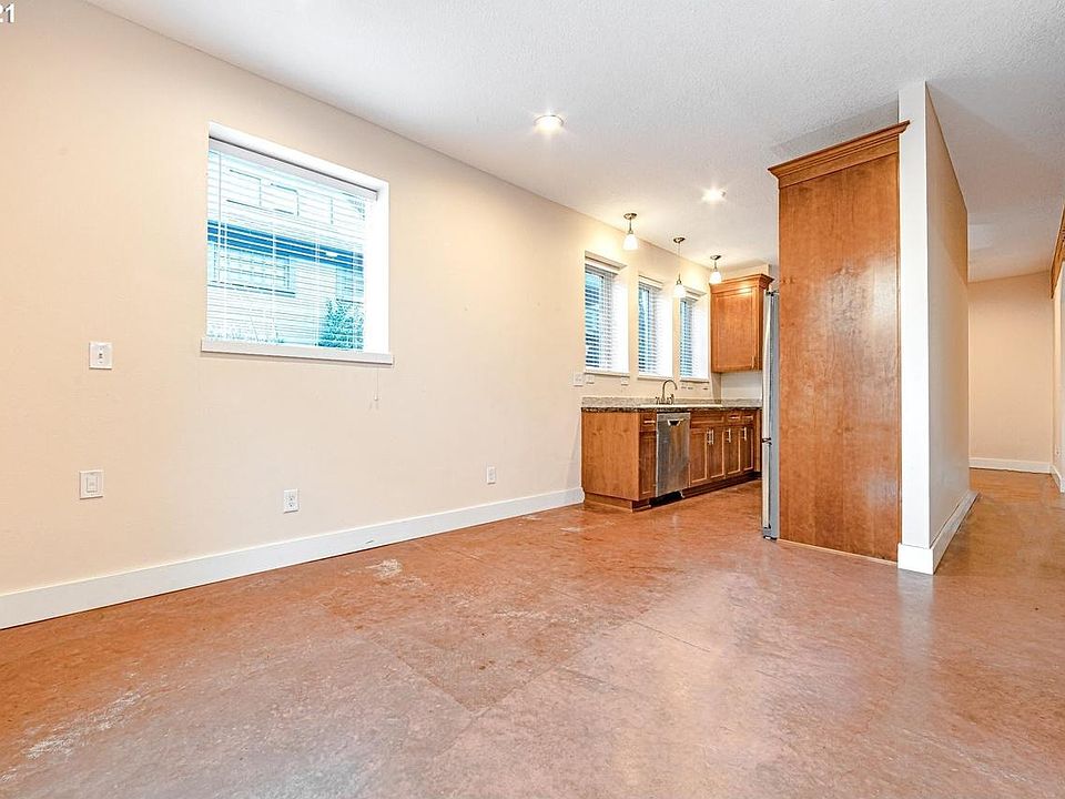 Living area 1, entrance to kitchen, view toward rear of apartment