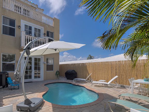 2nd image of 4438 Bougainvilla Dr