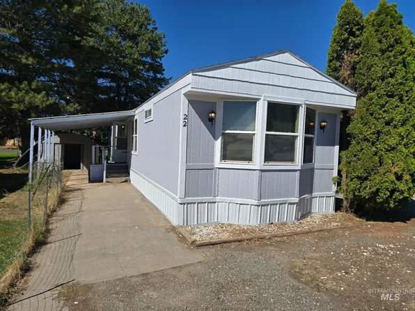 715 Center St E Trailer 22, Kimberly, ID 83341