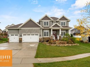 138 Pinehurst Ct, Verona, WI 53593