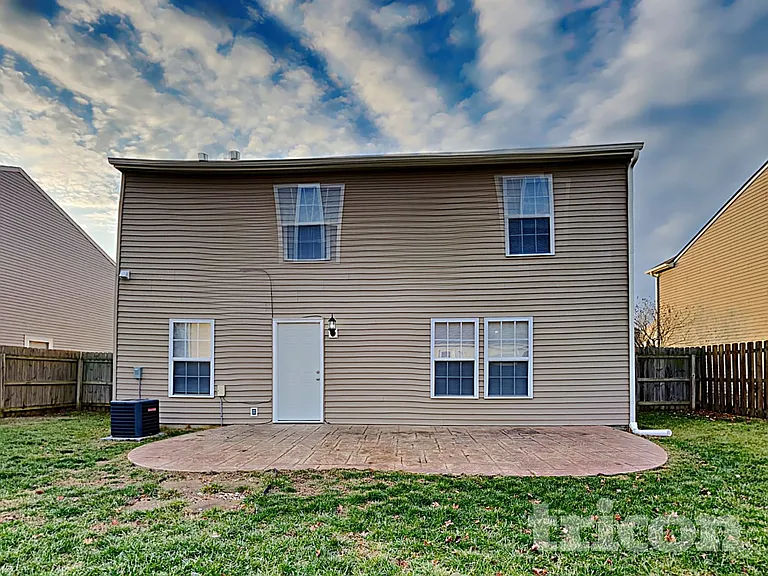 756 Hickory Pine Dr — Photo 17