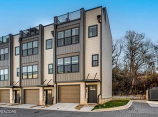 1108 River Fork Way, Knoxville, TN 37920