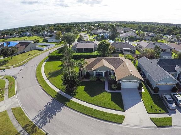 2nd image of 3315 Gator Bay Creek Blvd