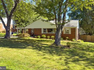 3445 Upside Ct, Falls Church, VA 22042
