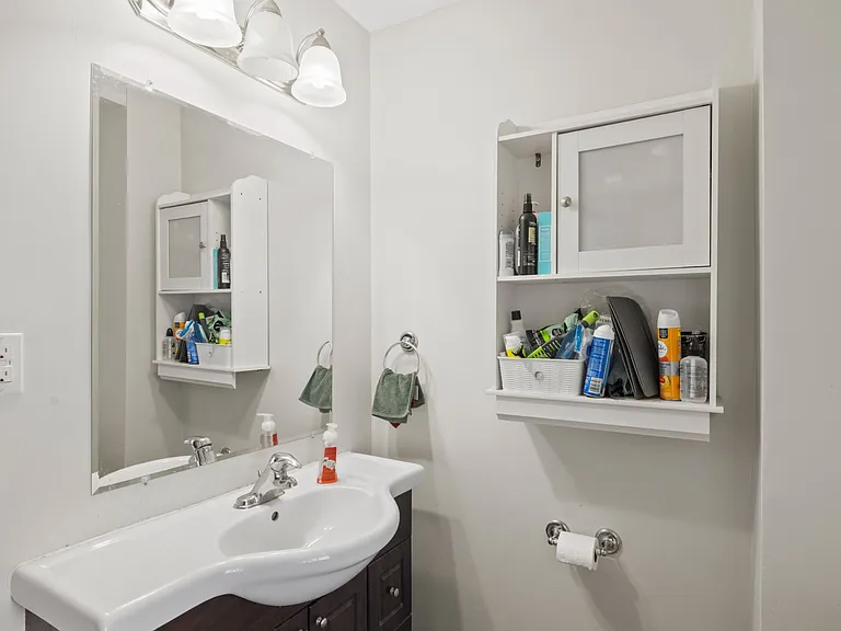 434 Dufferin Ave #3 — Photo 7