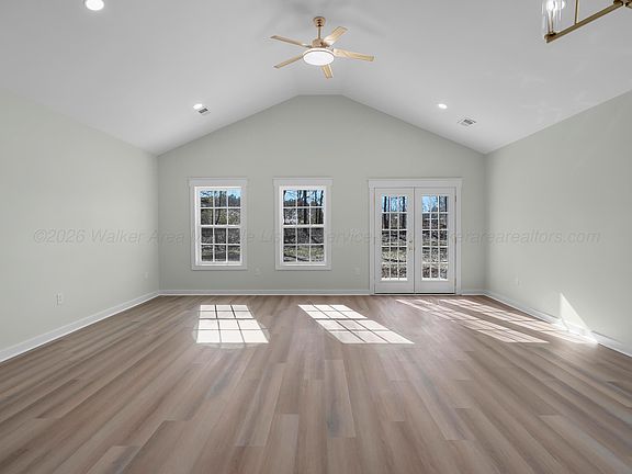 5th image of 17 Randolph Cv